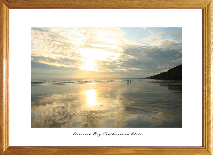 photo of the coastline along ogmore to southerndown