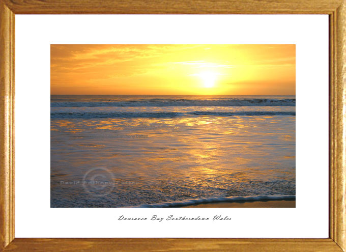 photo by david anthony batten of a sunset at dunraven bay wales uk